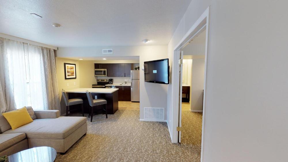 Chase Suite Hotel Newark Fremont